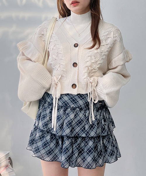 AS KNOW AS plus(アズノゥアズプラス)の「○レースアップ Vネック ケーブルフリルニットカーディガン(カーディガン/ボレロ・レディース・ミント/アイボリー/杢グレー・FREE)」の5枚目の写真