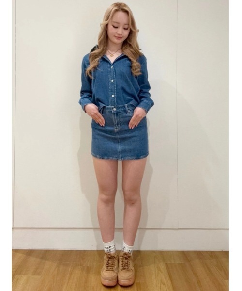 GAP(ギャップ)の「ウルトラソフトデニム ミニスカート(デニムスカート・レディース・インディゴブルー・23/24/25/26/27/28/29)」の9枚目の写真
