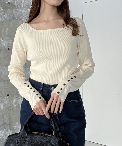 mysty woman（ミスティウーマン）の「ボートネック袖ボタンニット  643356（ニット/セーター・レディース・ピンク/アイボリー/ブラック/グレー系その他・FREE）」の13枚目の写真