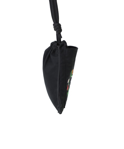 Manhattan Portage（マンハッタンポーテージ）の「SEWARD DRAWSTRING BAG COMBED COTTON GABARDINE DPL（ショルダーバッグ・レディース・ブラック・FREE）」の3枚目の写真