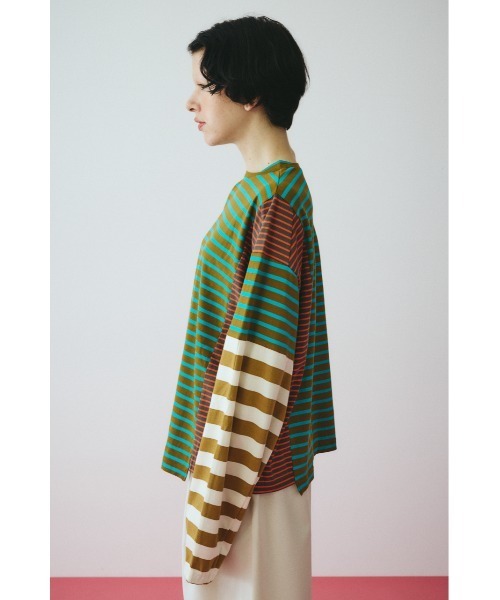 HeRIN.CYE（ヘリンドットサイ）の「Patchwork cut tops　　パッチワークカットトップス（Tシャツ/カットソー・レディース・レッド系その他/グリーン系その他2・FREE）」の3枚目の写真