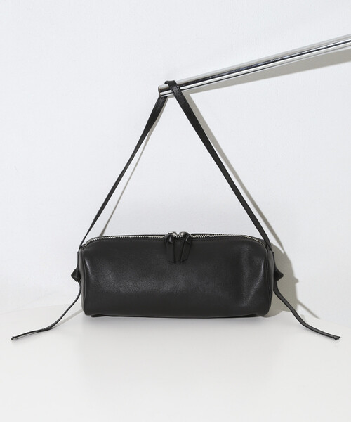 Firsthand（ファーストハンド）の「Firsthand/ファーストハンド レザー ロール ボストンバッグ / 牛革 / 撥水レザー（ボストンバッグ・レディース・ベージュ/ブラック・ONE SIZE）」の16枚目の写真