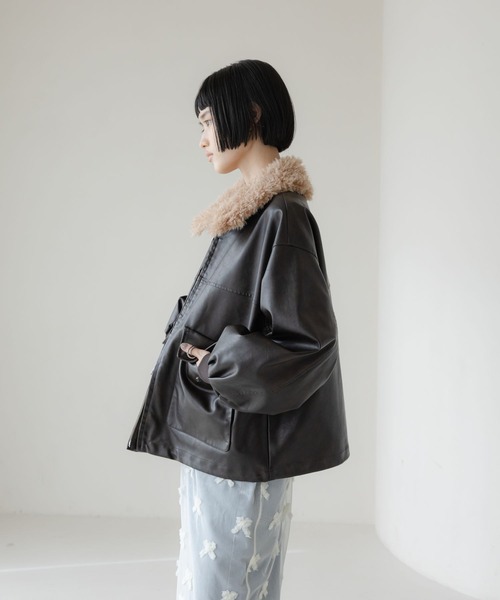 LOWRYS FARM(ローリーズファーム)の「エリファーレザーブルゾン 636406(ブルゾン・レディース・ブラック・FREE)」の13枚目の写真