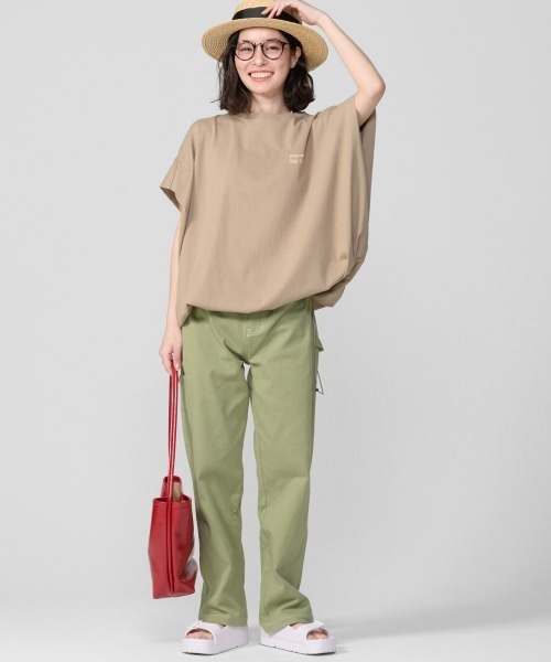 KRIFF MAYER Lady's Collection(クリフメイヤーレディースコレクション)の「楽のびストレートペインターパンツ(その他パンツ・レディース・オリーブ/ベージュ/チャコール・LARGE/MEDIUM)」の6枚目の写真