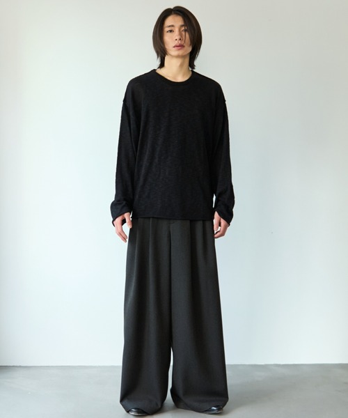 SINSS（シンス）の「Slub crew neck LS T-shirt / スラブクルーネックロングスリーブT（ニット/セーター・メンズ・ブラック/チャコール・LARGE/MEDIUM/SMALL/X-SMALL）」の3枚目の写真