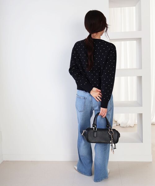 le.coeur blanc(ルクールブラン)の「ドットジャガードニットカーディガン(カーディガン/ボレロ・レディース・ホワイト系その他/ブラック系その他・38)」の12枚目の写真