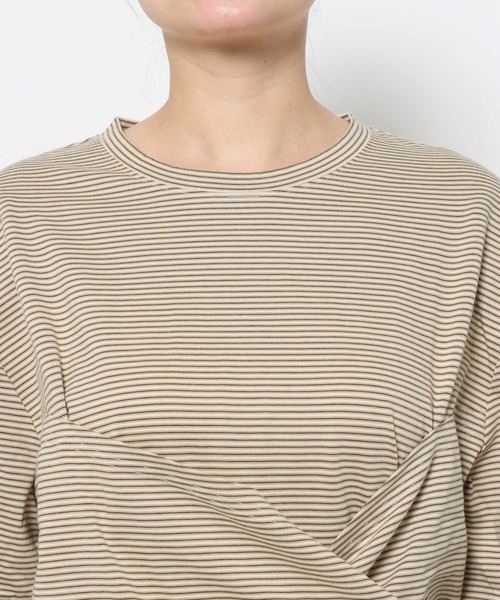 LOWRYS FARM(ローリーズファーム)の「マルチボーダーBIGショルダープルオーバー 638376(Tシャツ/カットソー・レディース・ネイビー/ベージュ・FREE)」の6枚目の写真