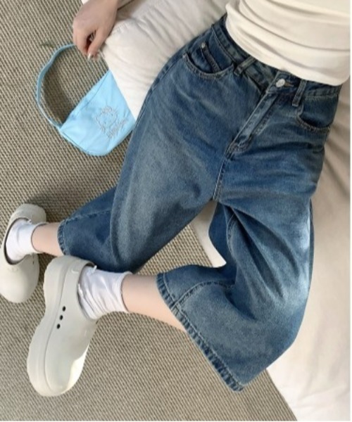 Vini(ヴィニ)の「韓国ストリート デニムキュロットワイドハーフパンツ(デニムパンツ・レディース・ホワイト/ブルー/ブラック・MEDIUM)」の12枚目の写真