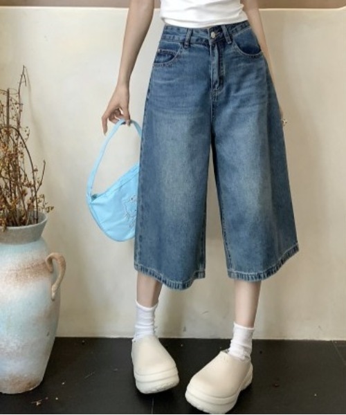 Vini(ヴィニ)の「韓国ストリート デニムキュロットワイドハーフパンツ(デニムパンツ・レディース・ホワイト/ブルー/ブラック・MEDIUM)」の14枚目の写真