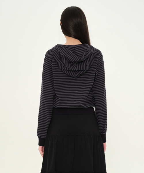 MUSINSA STANDARD WOMAN（ムシンサスタンダードウーマン）の「ウィメンズストライプフードパーカー[ブラック]（パーカー・レディース・その他・SMALL/MEDIUM/LARGE/X-SMALL）」の3枚目の写真
