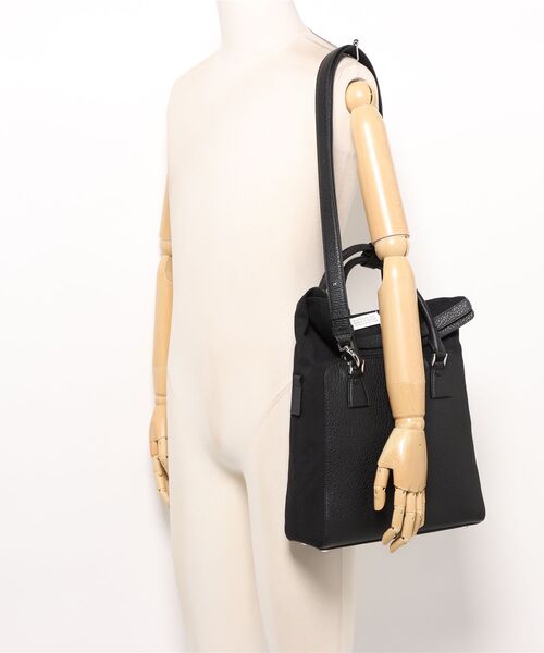 Maison Margiela（メゾンマルジェラ）の「Maison Margiela 5AC DAILY VERTICAL SMALL（ハンドバッグ・メンズ・ブラック・FREE）」の5枚目の写真