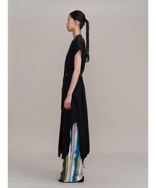 UN3D.（アンスリード）の「ROUND PARTS SHEER LONG SH / ラウンドパーツシアーロングシャツ（シャツ/ブラウス・レディース・ブラック/ホワイト・FREE）」の12枚目の写真