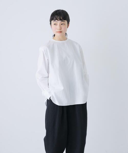 かぐれ(カグレ)の「コットンクルーネックプルオーバーシャツ(シャツ/ブラウス・レディース・オフホワイト・FREE)」の4枚目の写真