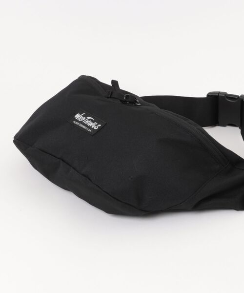 WILD THINGS（ワイルドシングス）の「500mlペットボトルが入る【WILD THINGS】FANNY PACK L ボディバッグ ウエストバッグ（ボディバッグ/ウエストポーチ・メンズ・ブラック/ネイビー/カーキ・ONE SIZE）」の5枚目の写真