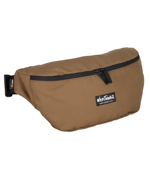 WILD THINGS（ワイルドシングス）の「500mlペットボトルが入る【WILD THINGS】FANNY PACK L ボディバッグ ウエストバッグ（ボディバッグ/ウエストポーチ・メンズ・ブラック/ネイビー/カーキ・ONE SIZE）」の2枚目の写真