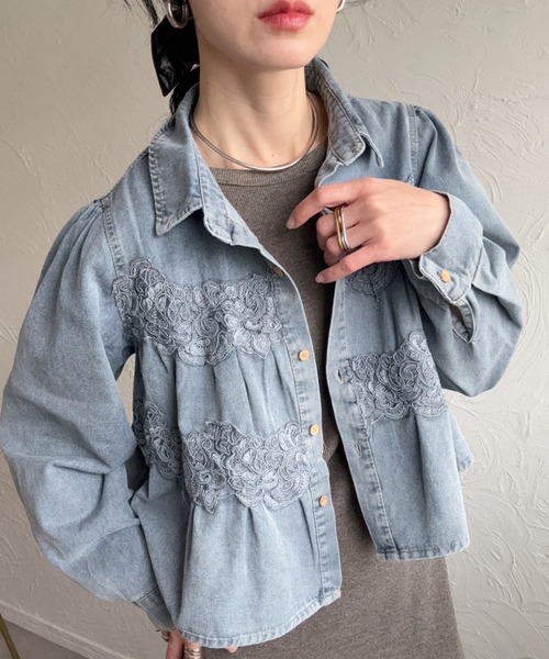 deux amour(ドゥーザムール)の「お花付きデニムブラウス(シャツ/ブラウス・レディース・ブルー/ネイビー・M~L)」の20枚目の写真