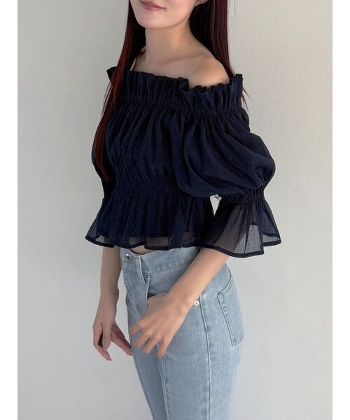 MERCURYDUO（マーキュリーデュオ）の「2WAYオフショル五分袖シャーリングブラウス（シャツ/ブラウス・レディース・ラベンダー/ネイビー/アイボリー・FREE）」の2枚目の写真