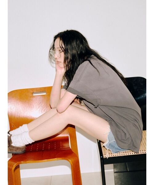 Ungrid（アングリッド）の「ヴィンテージロゴルーズTee（Tシャツ/カットソー・レディース・オレンジ/レッド/アイボリー/チャコールグレー・FREE）」の9枚目の写真