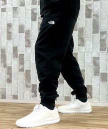 THE NORTH FACE（ザノースフェイス）の「エボリューション ワンポイント刺繍 スウェット ジョガーパンツ M EVOLUTION EMB JOGGER（スウェットパンツ）」