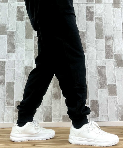 THE NORTH FACE(ザノースフェイス)の「エボリューション ワンポイント刺繍 スウェット ジョガーパンツ M EVOLUTION EMB JOGGER(スウェットパンツ・メンズ・ブラック/グリーン・XS/L/M/S/XL)」の3枚目の写真