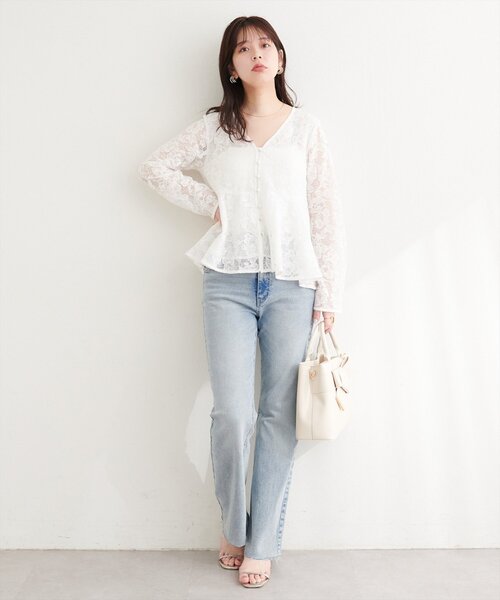 natural couture（ナチュラルクチュール）の「メッシュレースペプラムブラウス（シャツ/ブラウス・レディース・ブラック/ピンクベージュ/オフホワイト・FREE）」の7枚目の写真