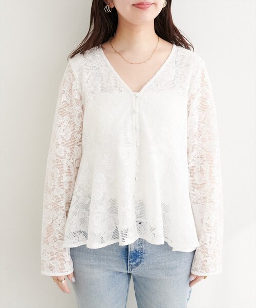 natural couture（ナチュラルクチュール）の「メッシュレースペプラムブラウス（シャツ/ブラウス・レディース・ブラック/ピンクベージュ/オフホワイト・FREE）」の11枚目の写真