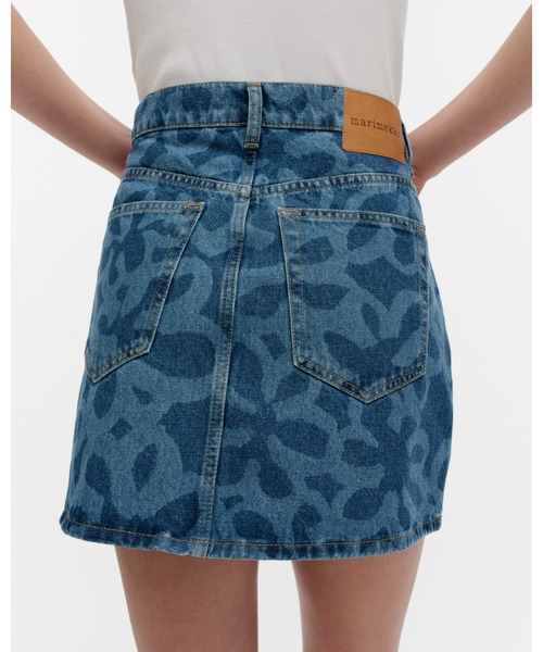 marimekko(マリメッコ)の「【オンラインストア限定】【Maridenim】Ruudut Kukka / Skirt(スカート・レディース・ネイビー・34/36/38/40)」の6枚目の写真
