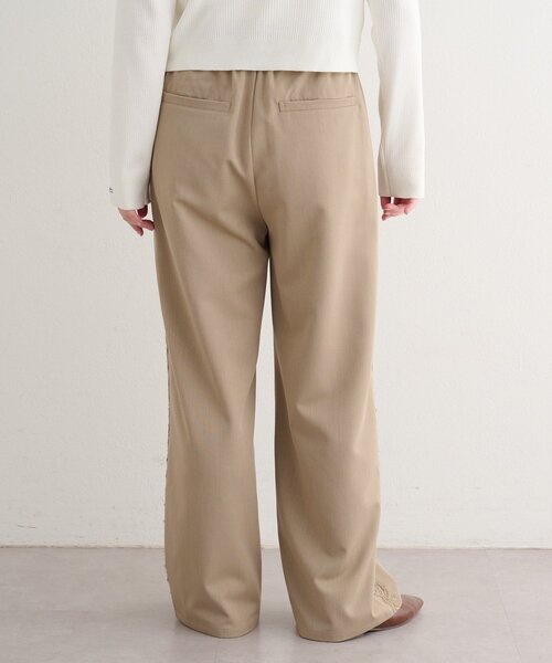 Kastane（カスタネ）の「【一部店舗限定/S.Mサイズ展開】B サイドレーススラックス（スラックス・レディース・ベージュ/グレー・MEDIUM/SMALL）」の5枚目の写真