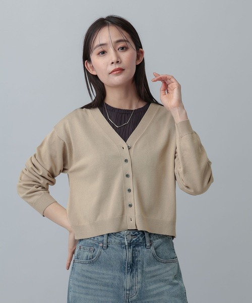 GLOBAL WORK（グローバルワーク）の「MATINEE LINE/レヴィータショートVネックカーディガン/646679（カーディガン/ボレロ・レディース・ベージュ/ネイビー/グレー・LARGE/MEDIUM）」の11枚目の写真