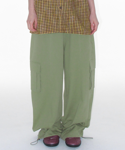 AMESWORLDWIDE（アメスワールドワイド）の「OVER FIT CARGO PANTS KHAKI（その他パンツ・レディース・その他・SMALL/MEDIUM）」の2枚目の写真