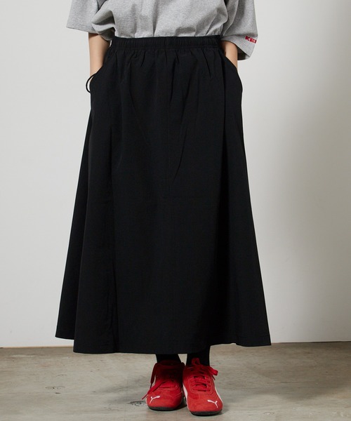 THOUSAND MILE(サウザンドマイル)の「THOUSAND MILE/サウザンドマイル SHORT SLEEVE T-SHIRT & SKIRT SET 4WAYストレッチ ロゴ刺繍セットアップ 2026年 夏 夏服(Tシャツ/カットソー・レディース・ブラック/チャコール・FREE)」の8枚目の写真