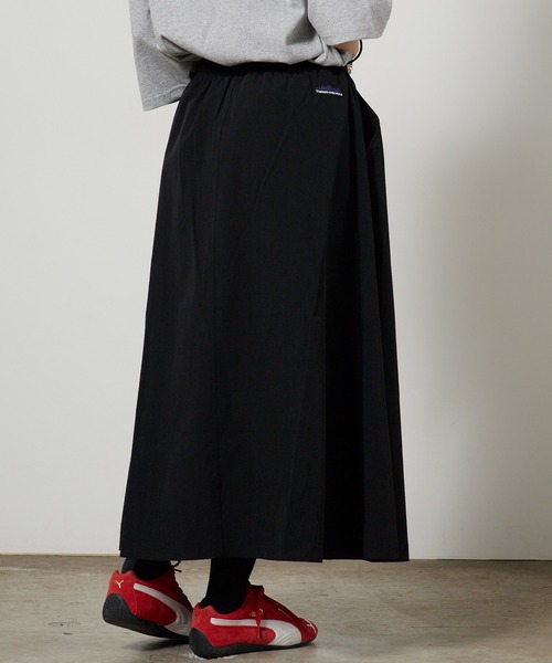 THOUSAND MILE(サウザンドマイル)の「THOUSAND MILE/サウザンドマイル SHORT SLEEVE T-SHIRT & SKIRT SET 4WAYストレッチ ロゴ刺繍セットアップ 2026年 夏 夏服(Tシャツ/カットソー・レディース・ブラック/チャコール・FREE)」の4枚目の写真