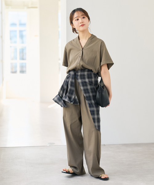 Spick & Span（スピックアンドスパン）の「《一部店舗+WEB限定 / 追加》フィブリルオールインワン（つなぎ/オールインワン・レディース・カーキ/ブラック・38/36）」の7枚目の写真