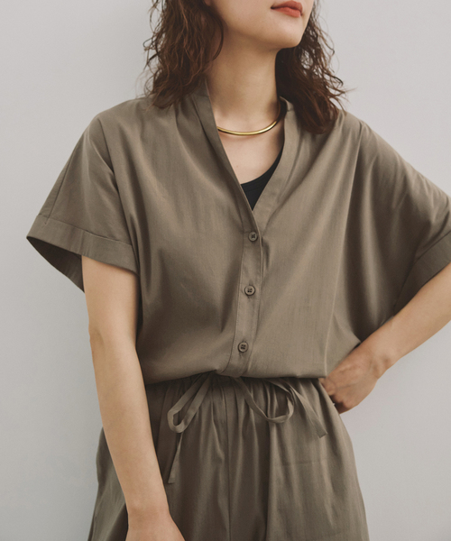 Spick & Span（スピックアンドスパン）の「《一部店舗+WEB限定 / 追加》フィブリルオールインワン（つなぎ/オールインワン・レディース・カーキ/ブラック・38/36）」の13枚目の写真