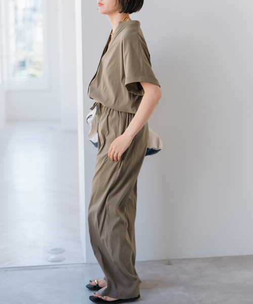 Spick & Span（スピックアンドスパン）の「《一部店舗+WEB限定 / 追加》フィブリルオールインワン（つなぎ/オールインワン・レディース・カーキ/ブラック・38/36）」の15枚目の写真