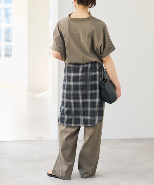 Spick & Span（スピックアンドスパン）の「《一部店舗+WEB限定 / 追加》フィブリルオールインワン（つなぎ/オールインワン・レディース・カーキ/ブラック・38/36）」の18枚目の写真