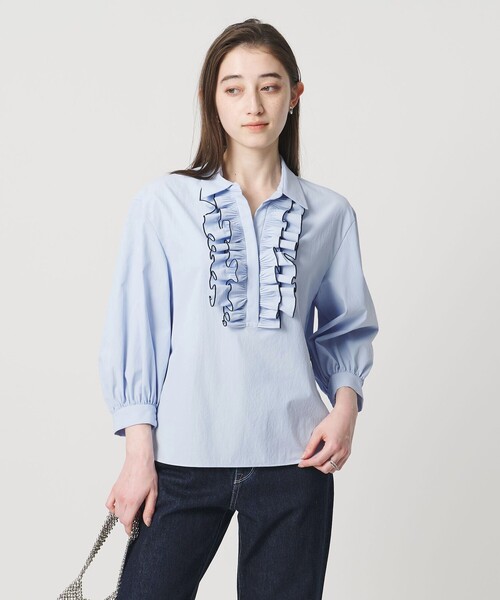 UNITED ARROWS（ユナイテッドアローズ）の「メロー フリル スキッパー パフ ブラウス ‐防しわ 吸水速乾 UVカット 遮熱性 接触冷感 ウォッシャブル‐（シャツ/ブラウス・レディース・ホワイト/ライトブルー/ネイビー・FREE）」の2枚目の写真