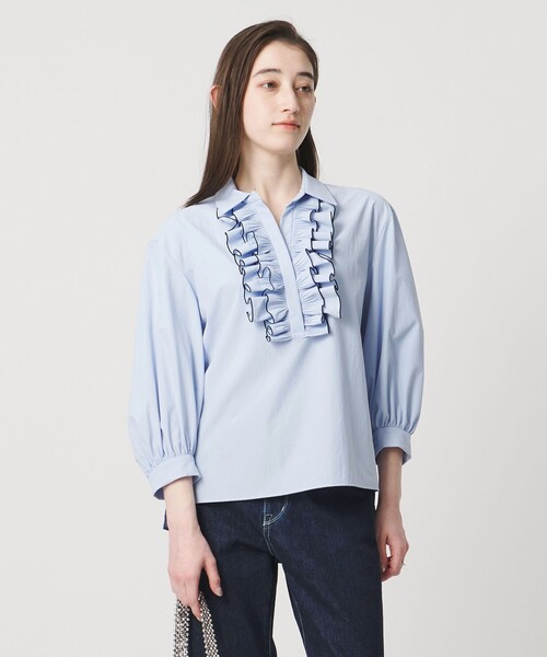 UNITED ARROWS（ユナイテッドアローズ）の「メロー フリル スキッパー パフ ブラウス ‐防しわ 吸水速乾 UVカット 遮熱性 接触冷感 ウォッシャブル‐（シャツ/ブラウス・レディース・ホワイト/ライトブルー/ネイビー・FREE）」の4枚目の写真