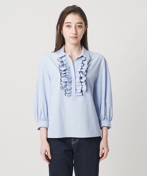 UNITED ARROWS（ユナイテッドアローズ）の「メロー フリル スキッパー パフ ブラウス ‐防しわ 吸水速乾 UVカット 遮熱性 接触冷感 ウォッシャブル‐（シャツ/ブラウス・レディース・ホワイト/ライトブルー/ネイビー・FREE）」の11枚目の写真