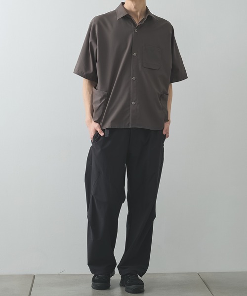 POLIQUANT（ポリクアント）の「【POLIQUANT/ポリクアント】THE MULTIPLE POCKETS S/S SHIRTS（シャツ/ブラウス・メンズ・グレー/ブラック・1/2）」の9枚目の写真