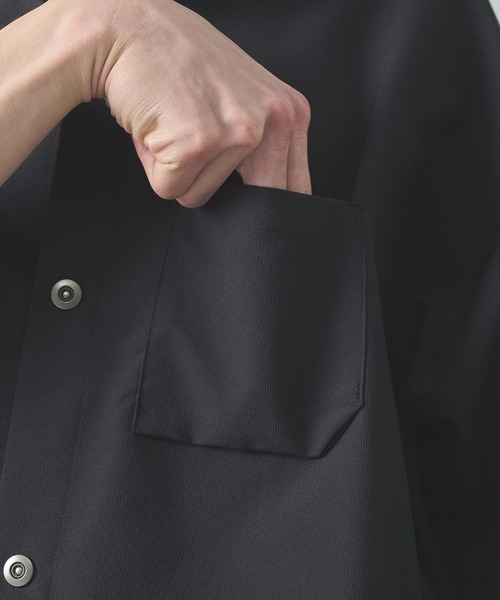 POLIQUANT（ポリクアント）の「【POLIQUANT/ポリクアント】THE MULTIPLE POCKETS S/S SHIRTS（シャツ/ブラウス・メンズ・グレー/ブラック・1/2）」の12枚目の写真