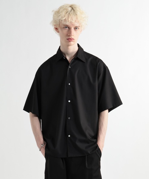HARE(ハレ)の「ブロードドレスシャツSS(HARE)(シャツ/ブラウス・メンズ・ブルー/ベージュ/ホワイト/ブラック/ブラック系その他/ホワイト系その他/ピンク・MEDIUM/SMALL)」の9枚目の写真