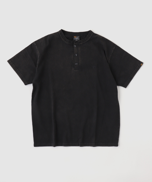Alpha Industries(アルファインダストリーズ)の「ALPHA INDUSTRIES / アルファ インダストリーズ SNOW WASH SS HENLEY NECK(Tシャツ/カットソー・メンズ・カーキ/ブラック/ホワイト・LARGE/MEDIUM/SMALL)」の3枚目の写真
