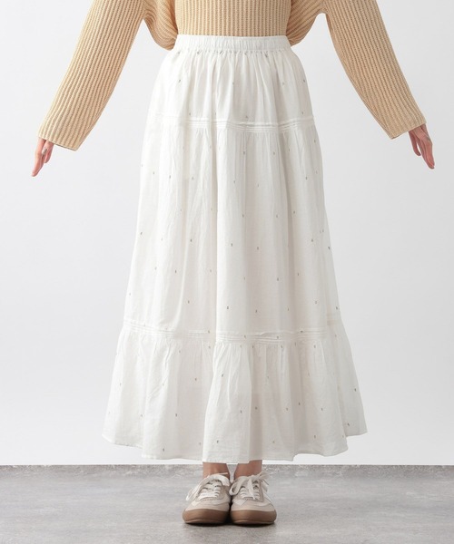 GLOBAL WORK（グローバルワーク）の「meets India/ティアード刺繍スカート/625306（スカート・レディース・ブラウン系/ホワイト系/ブラック系・SHORT/REGULAR）」の18枚目の写真