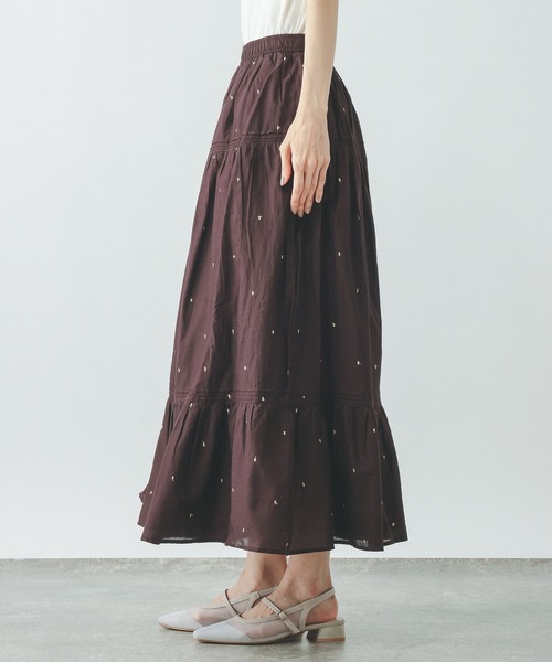 GLOBAL WORK（グローバルワーク）の「meets India/ティアード刺繍スカート/625306（スカート・レディース・ブラウン系/ホワイト系/ブラック系・SHORT/REGULAR）」の21枚目の写真