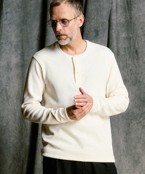 wjk(ダヴルジェイケイ)の「mlt5662- back boa thermal henley L-S ヘンリーネックカットソー(7145 lj88j)(Tシャツ/カットソー・メンズ・ホワイト/ライトグレー/ブラック・S/M/L/XL)」の7枚目の写真