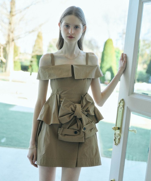 EIMY ISTOIRE(エイミーイストワール)の「LOUISE MINI DRESS(ワンピース・レディース・ブラック/キャメル・38/36)」の3枚目の写真