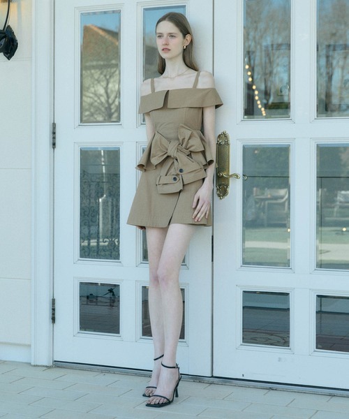 EIMY ISTOIRE(エイミーイストワール)の「LOUISE MINI DRESS(ワンピース・レディース・ブラック/キャメル・38/36)」の7枚目の写真