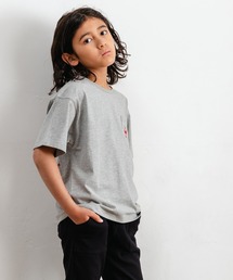  J.J camp（ジェイジェイキャンプ）の「兄弟・姉妹で着られるTシャツキッズ 半袖 ワンポイント刺しゅう kamome syokudo（Tシャツ/カットソー）」
