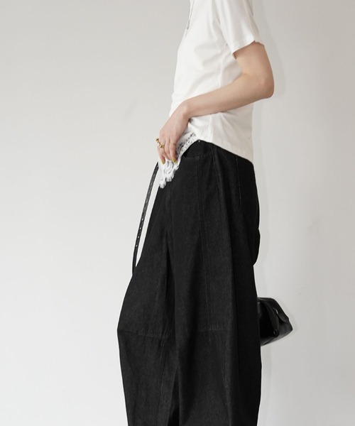 chuclla（チュクラ）の「ボリュームデニムパンツ chw26s233（デニムパンツ・レディース・ブラック・L/M）」の7枚目の写真